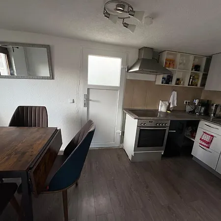 Cozy House In Botnang Park Free At Street Casa de Férias