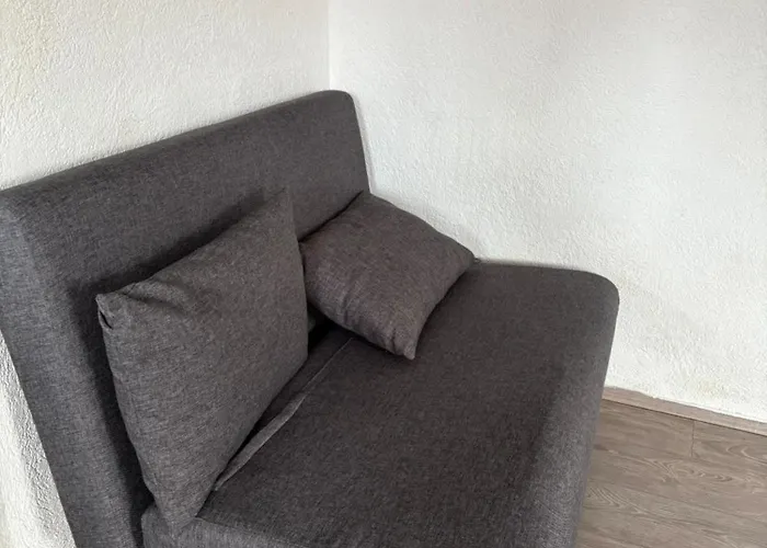 Cozy House In Botnang Park Free At Street 別荘 *